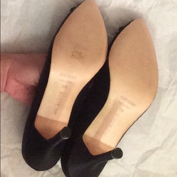 MANOLO BLAHNIK Bejeweled Blk Satin Stiletto Pumps - Picture 13 of 13